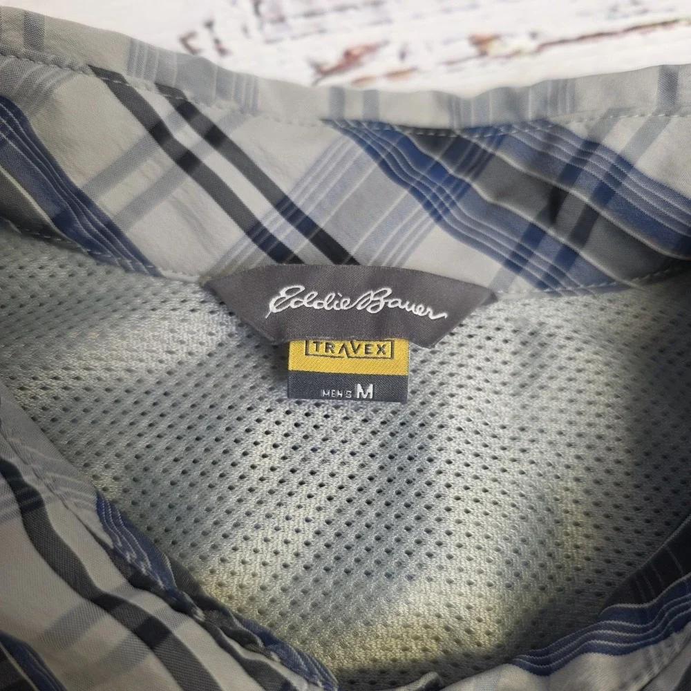 Eddie Bauer Travex Shirt Mens Medium Blue Plaid Long Sleeve Button Up Seersucker